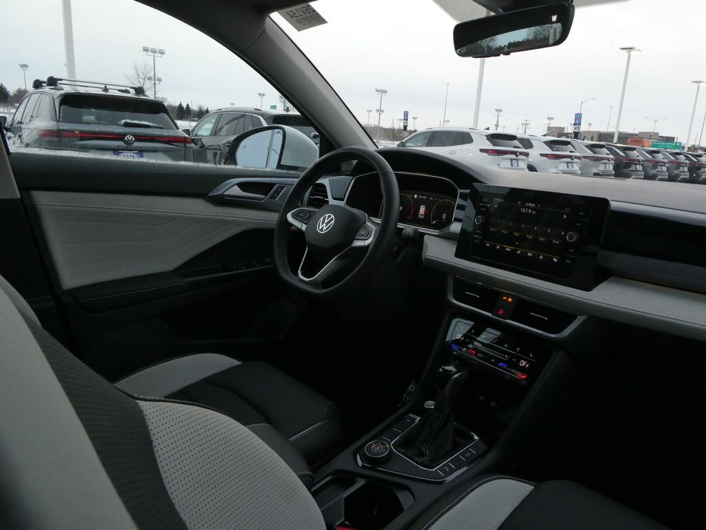 2026 Volkswagen Taos 1.5T SEL
