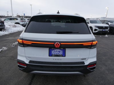 2026 Volkswagen Taos 1.5T SEL