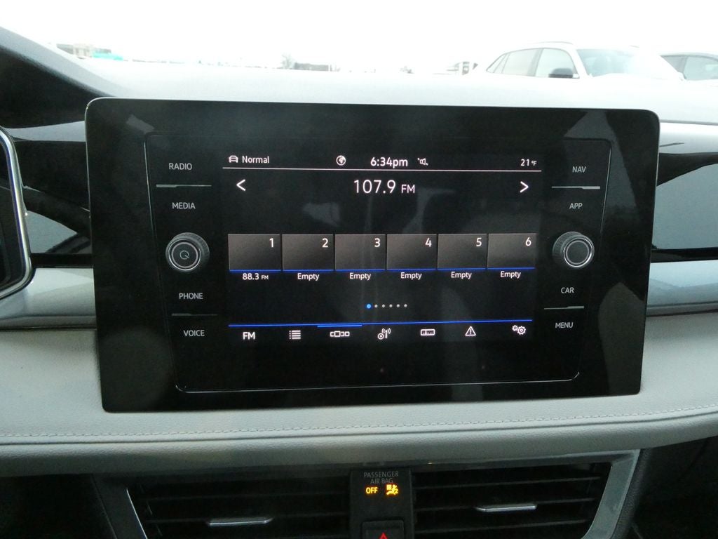 2026 Volkswagen Taos 1.5T SEL