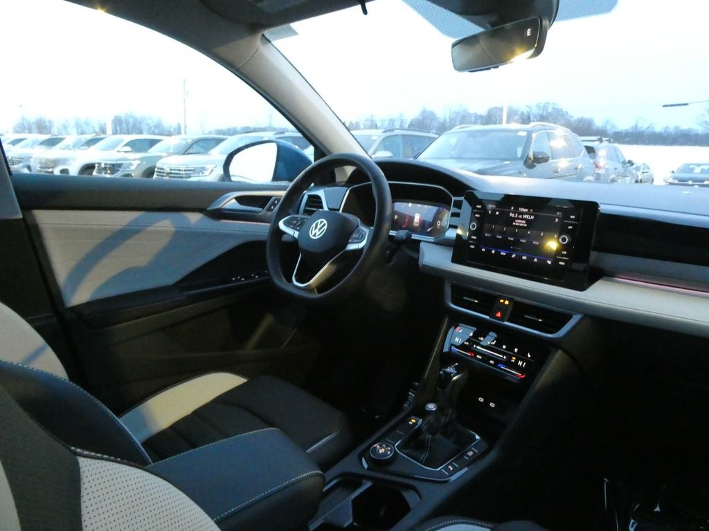 2026 Volkswagen Taos 1.5T SEL