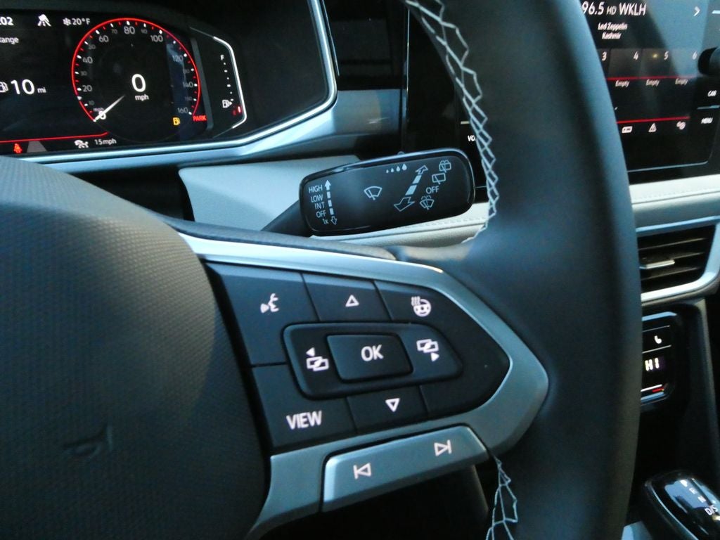 2026 Volkswagen Taos 1.5T SEL