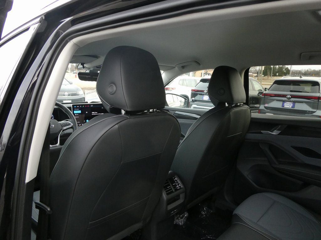 2026 Volkswagen Tiguan 2.0T SE