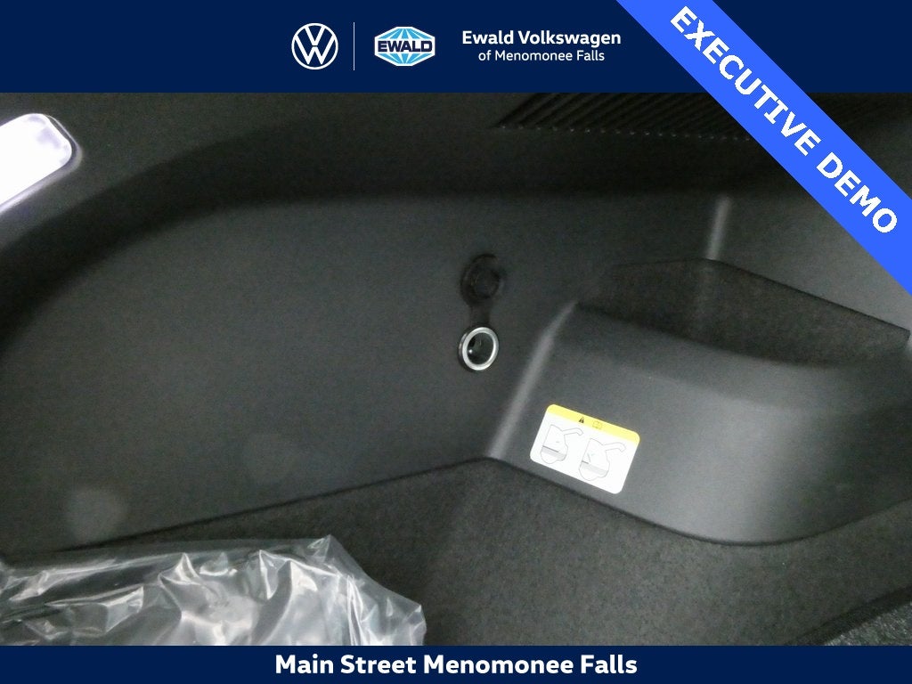 2025 Volkswagen Tiguan 2.0T SE