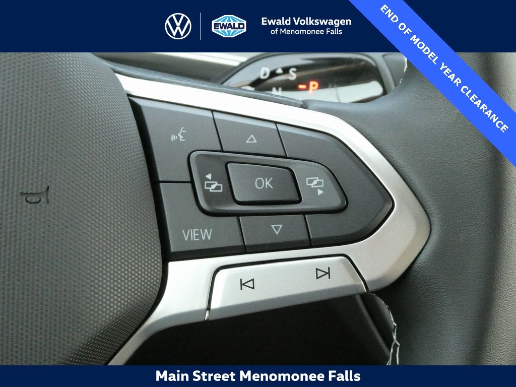 2025 Volkswagen Tiguan 2.0T SE