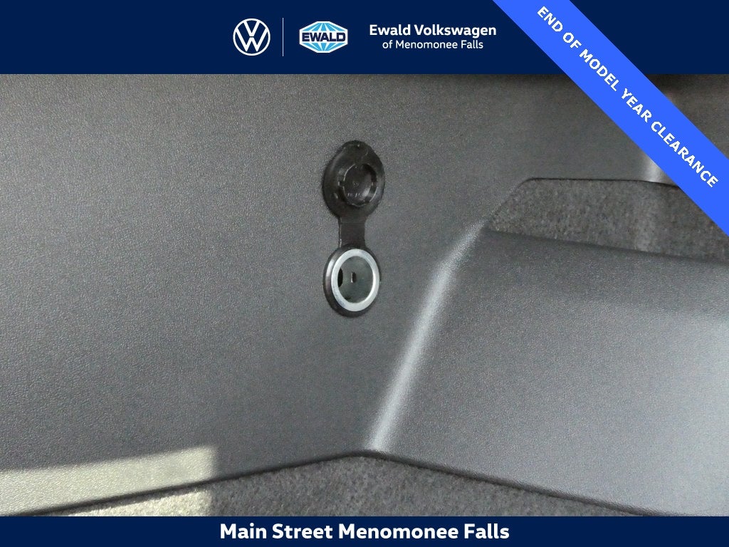 2025 Volkswagen Tiguan 2.0T SE