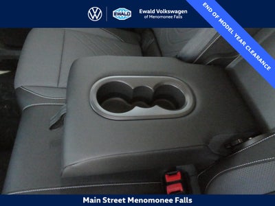 2025 Volkswagen Tiguan 2.0T SE