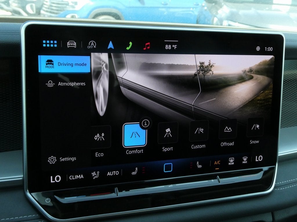 2025 Volkswagen Tiguan 2.0T SE