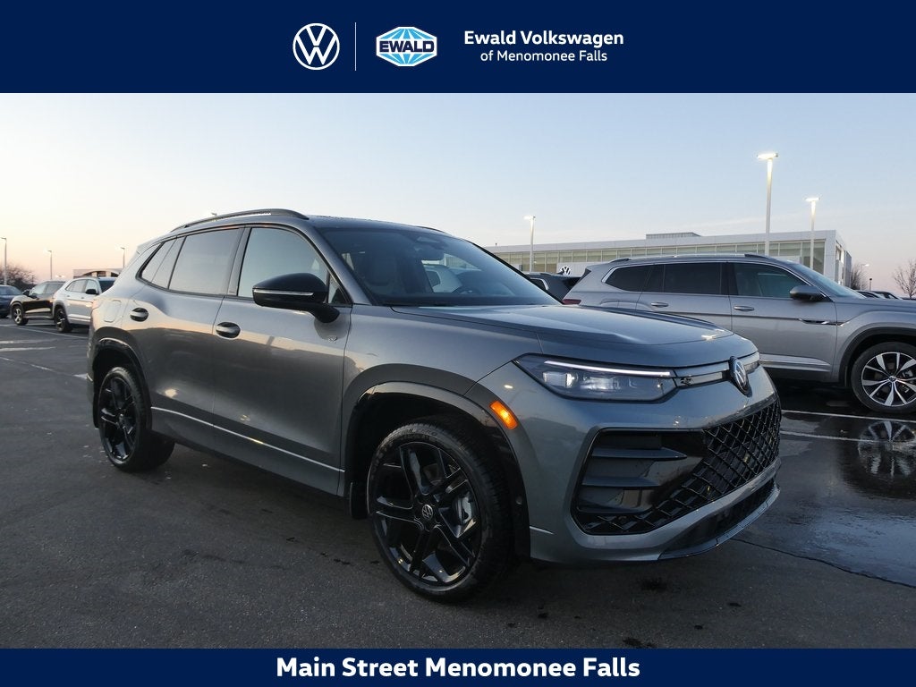 2026 Volkswagen Tiguan 2.0T SE R-Line Black