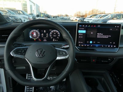 2026 Volkswagen Tiguan 2.0T SE R-Line Black