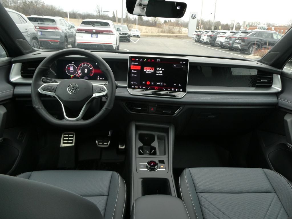 2026 Volkswagen Tiguan 2.0T SE R-Line Black