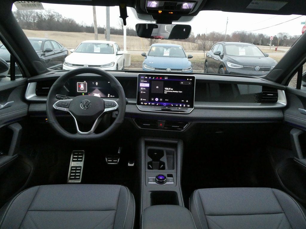 2026 Volkswagen Tiguan 2.0T SE R-Line Black