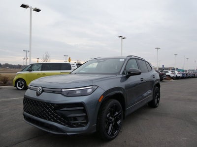 2026 Volkswagen Tiguan 2.0T SE R-Line Black