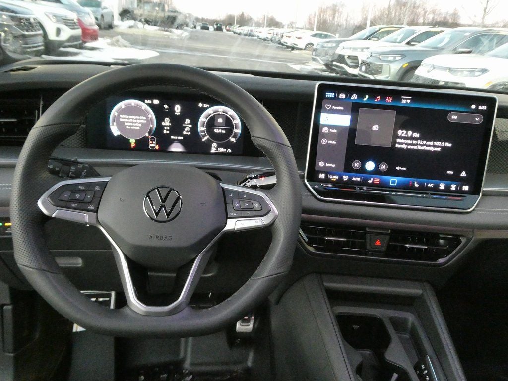 2026 Volkswagen Tiguan 2.0T SE R-Line Black
