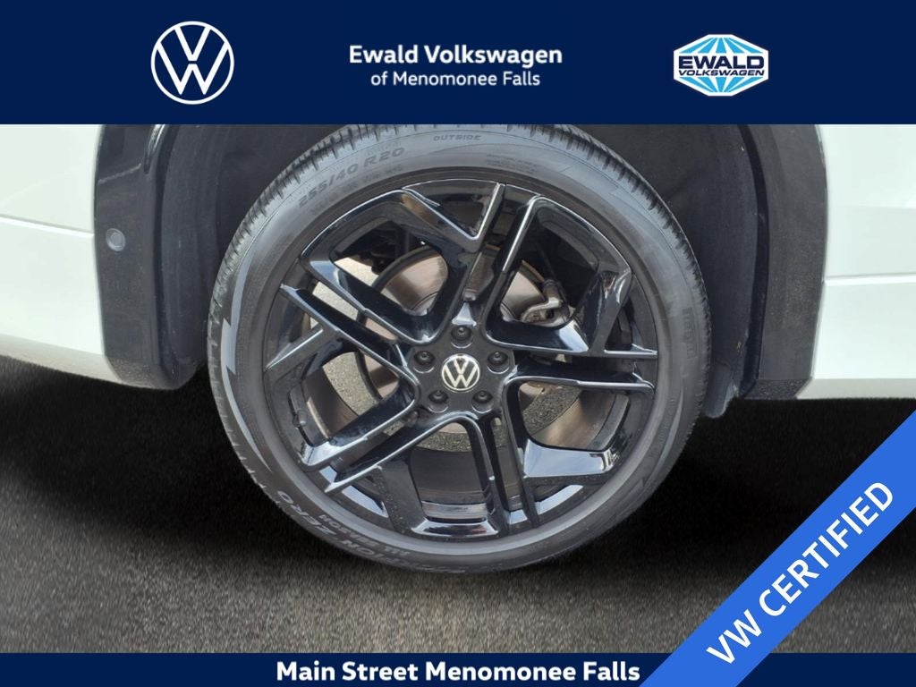2025 Volkswagen Tiguan 2.0T SE R-Line Black