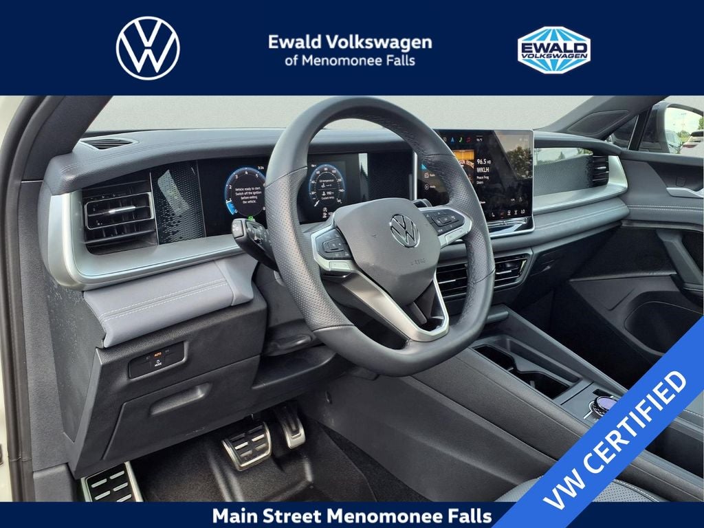 2025 Volkswagen Tiguan 2.0T SE R-Line Black