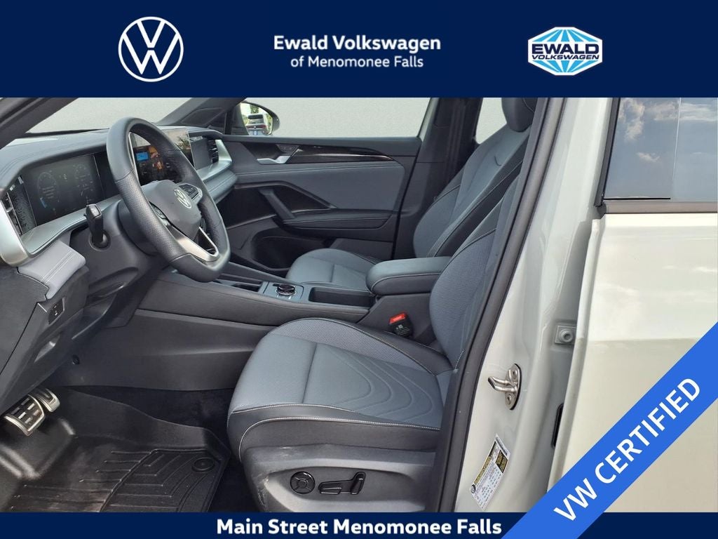 2025 Volkswagen Tiguan 2.0T SE R-Line Black