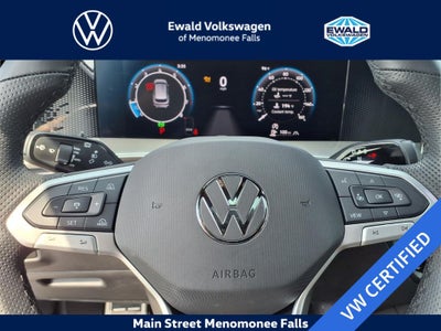 2025 Volkswagen Tiguan 2.0T SE R-Line Black