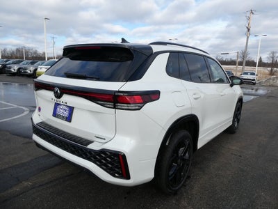 2026 Volkswagen Tiguan 2.0T SE R-Line Black