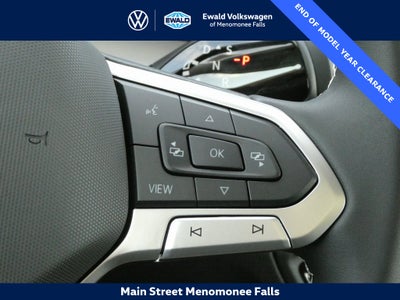 2025 Volkswagen Tiguan 2.0T SE