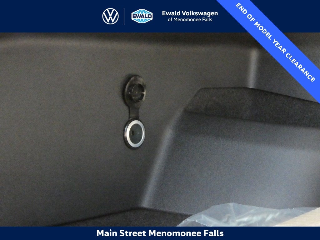 2025 Volkswagen Tiguan 2.0T SE