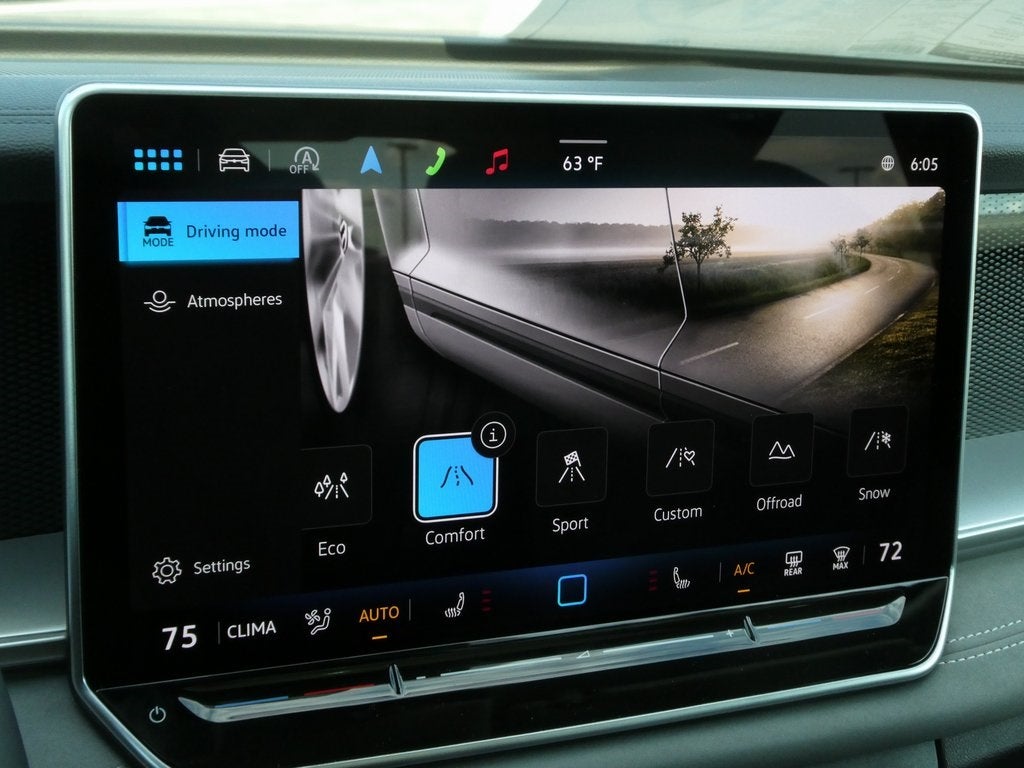 2025 Volkswagen Tiguan 2.0T SE