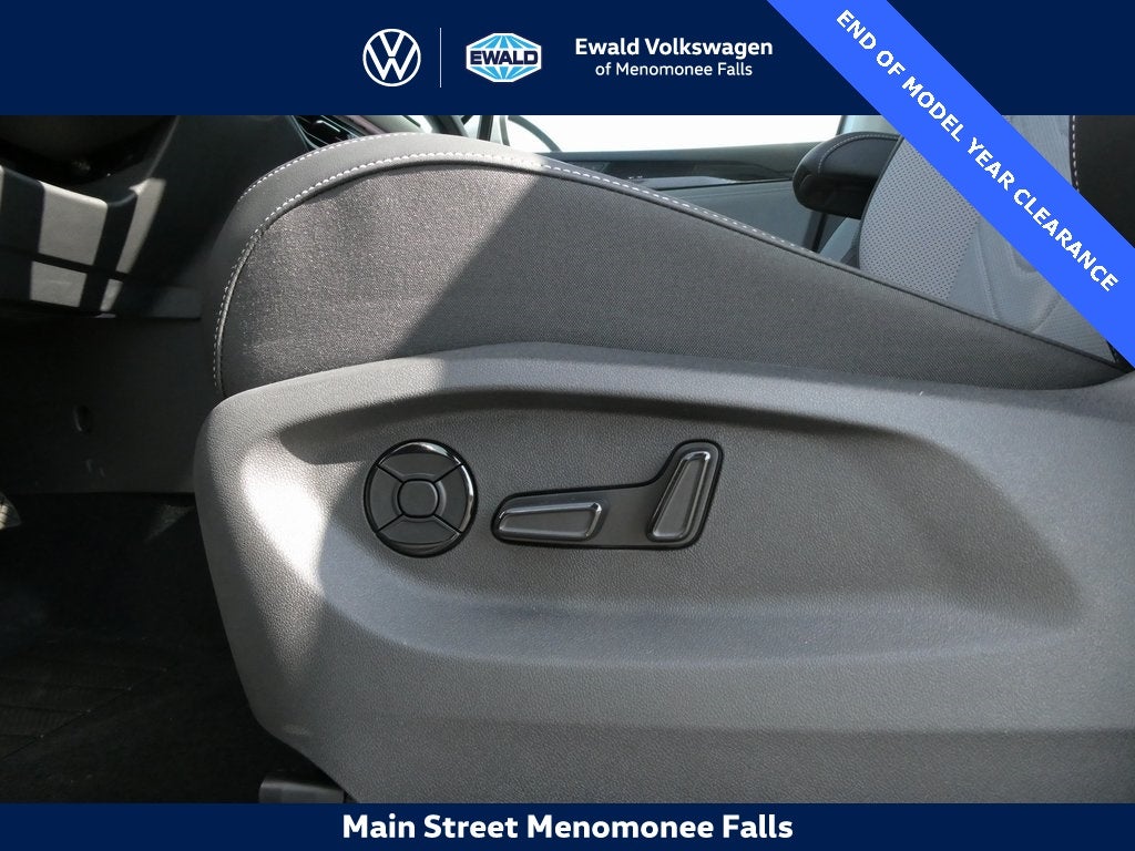 2025 Volkswagen Tiguan 2.0T SE