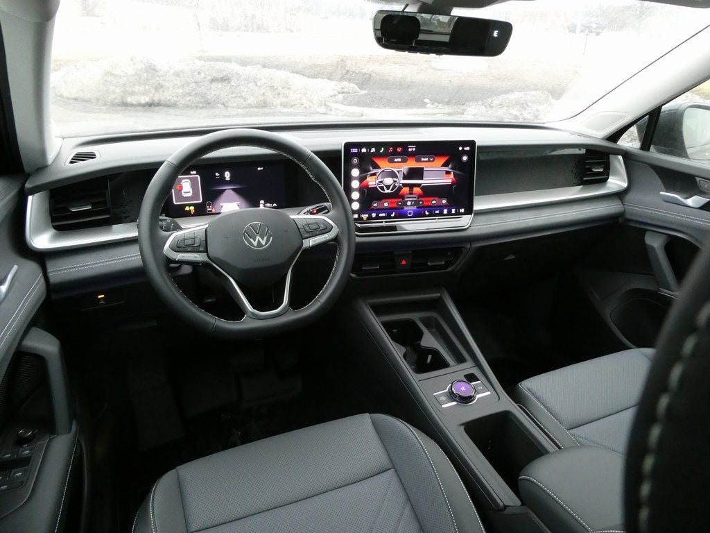 2026 Volkswagen Tiguan 2.0T SE