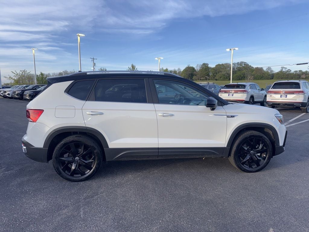 2023 Volkswagen Taos 1.5T SE