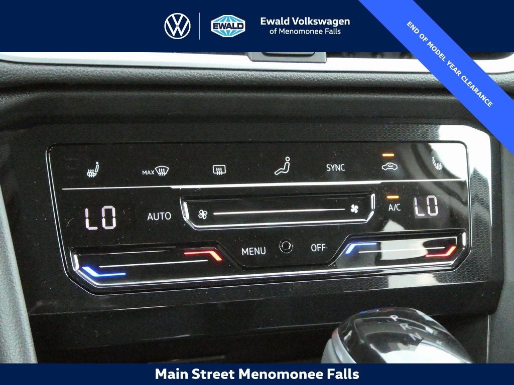 2025 Volkswagen Taos 1.5T SE