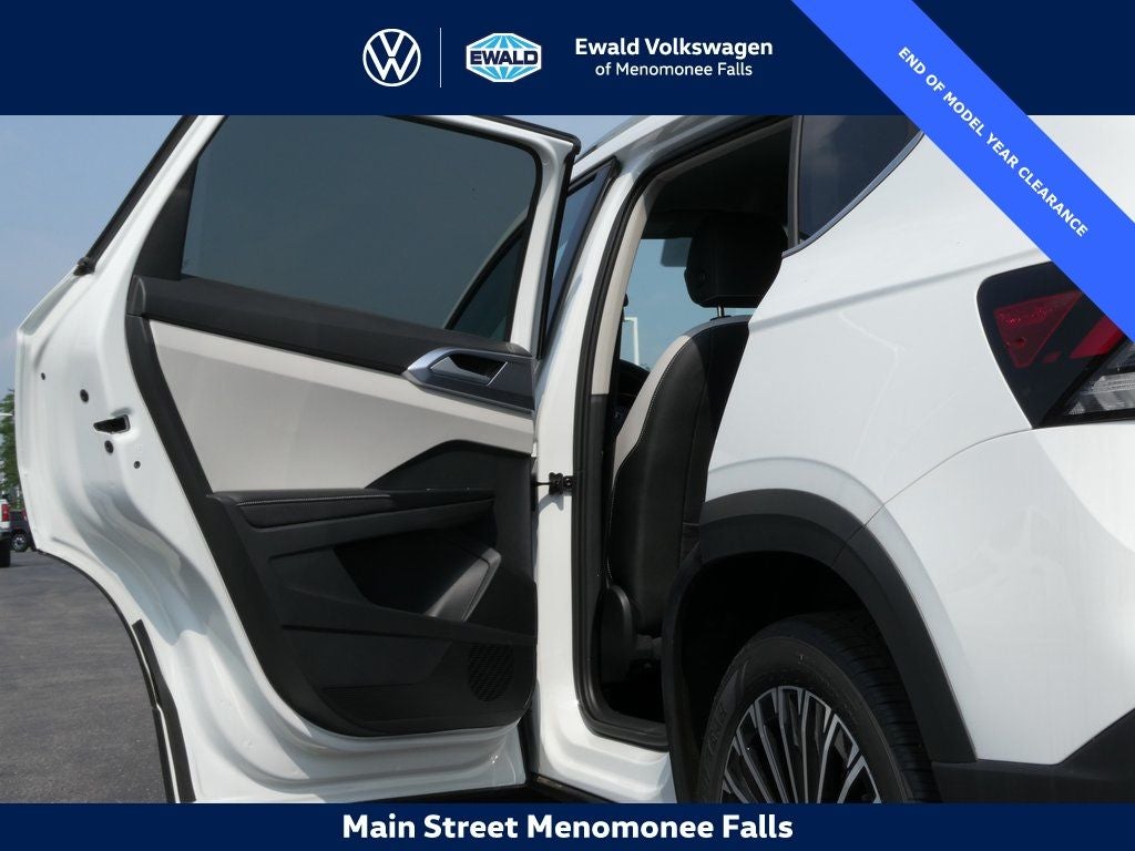 2025 Volkswagen Taos 1.5T SE