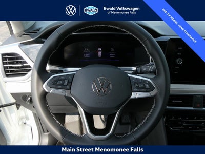 2025 Volkswagen Taos 1.5T SE