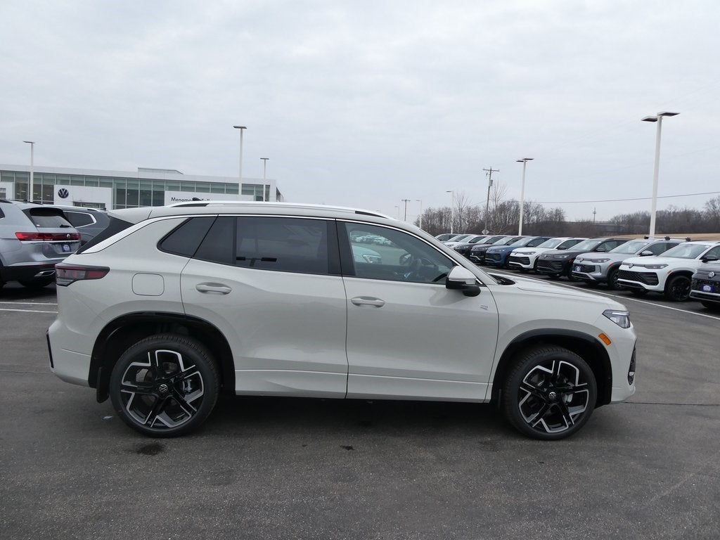 2026 Volkswagen Tiguan 2.0T SEL R-Line Turbo