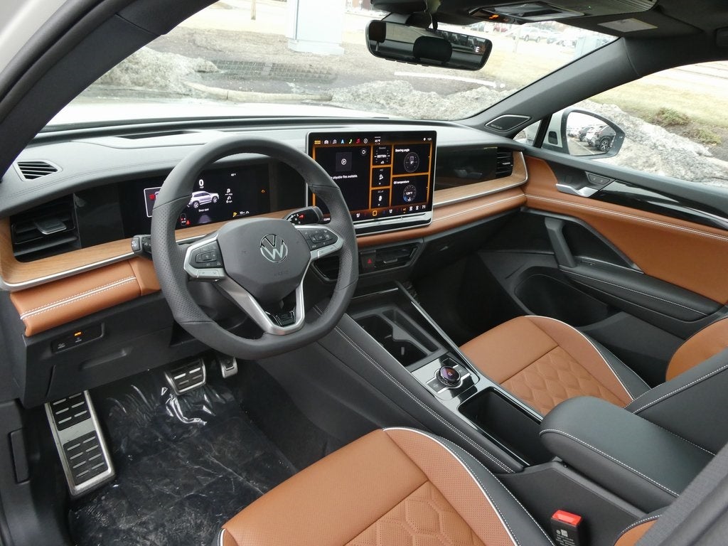 2026 Volkswagen Tiguan 2.0T SEL R-Line Turbo