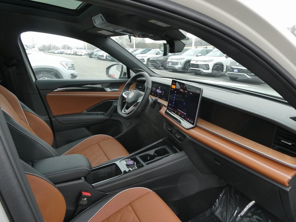 2026 Volkswagen Tiguan 2.0T SEL R-Line Turbo