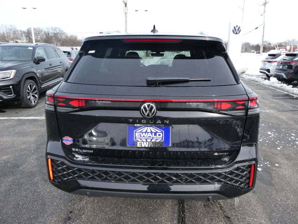 2026 Volkswagen Tiguan 2.0T SEL R-Line Turbo