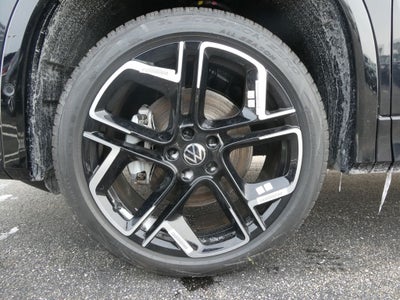 2026 Volkswagen Tiguan 2.0T SEL R-Line Turbo