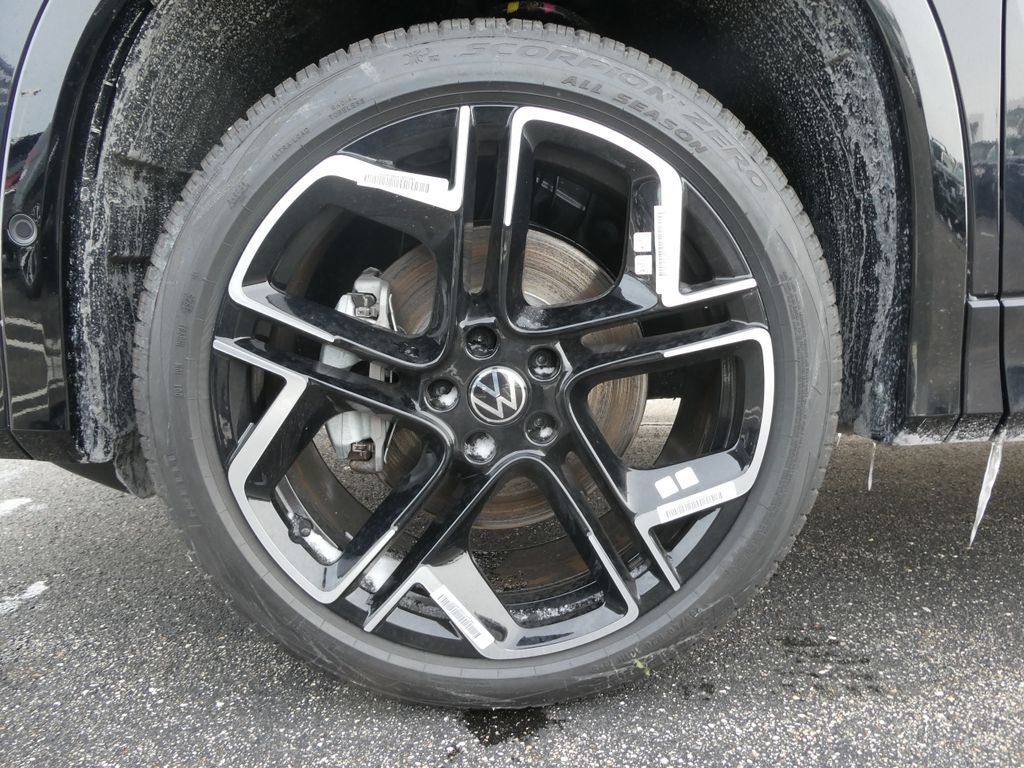 2026 Volkswagen Tiguan 2.0T SEL R-Line Turbo