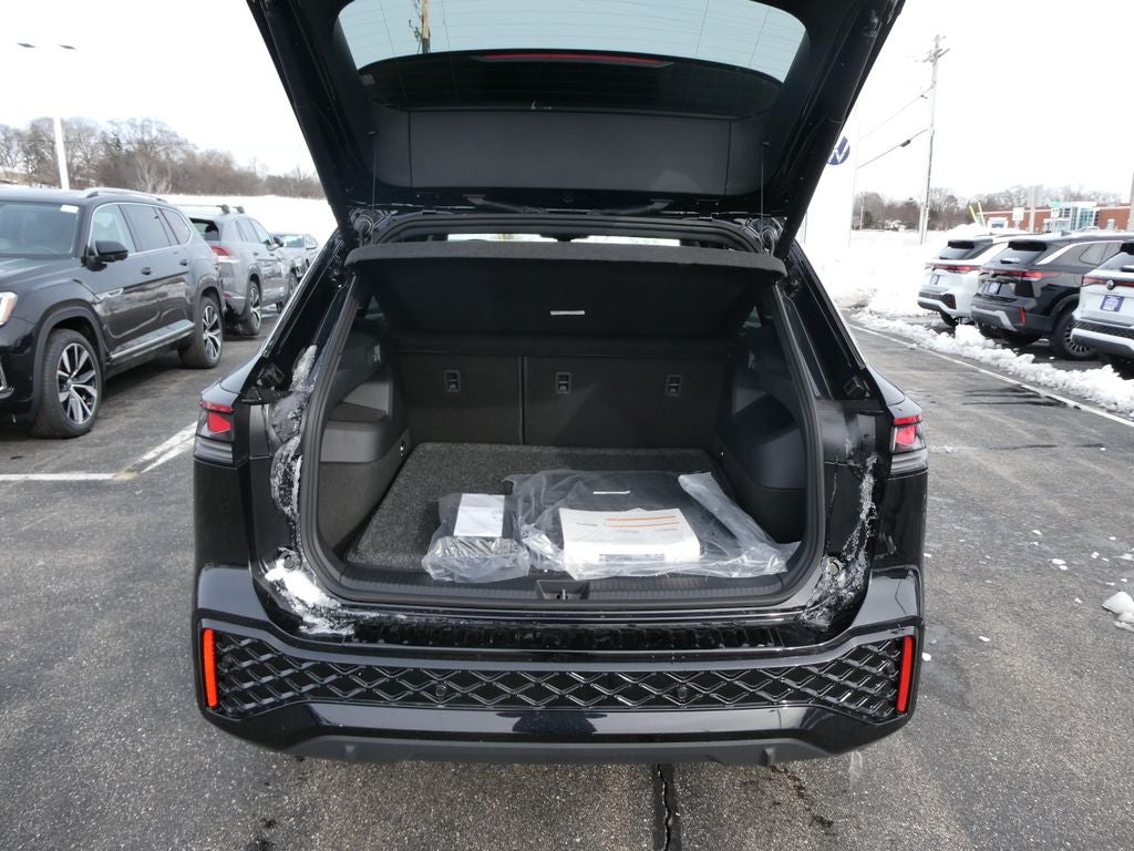 2026 Volkswagen Tiguan 2.0T SEL R-Line Turbo