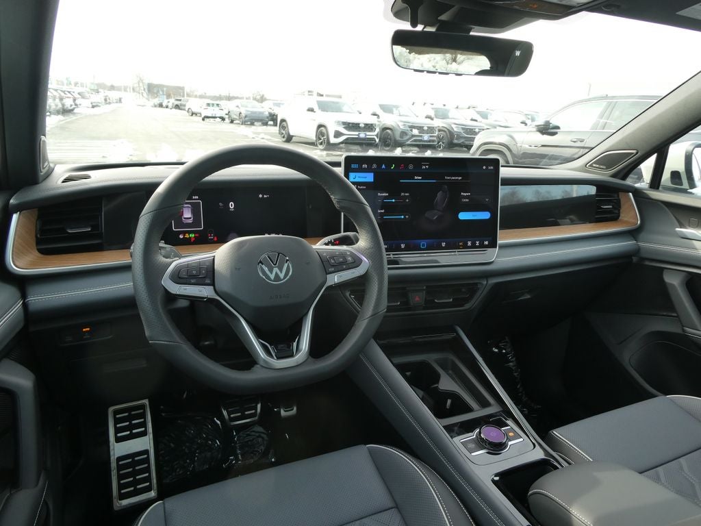 2026 Volkswagen Tiguan 2.0T SEL R-Line Turbo