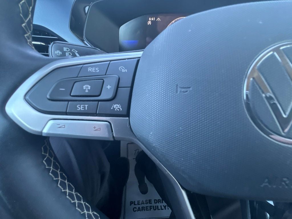 2023 Volkswagen Taos 1.5T SE