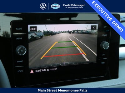 2025 Volkswagen Taos 1.5T SE