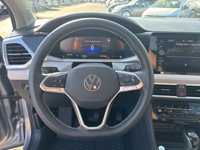 2025 Volkswagen Taos 1.5T SE