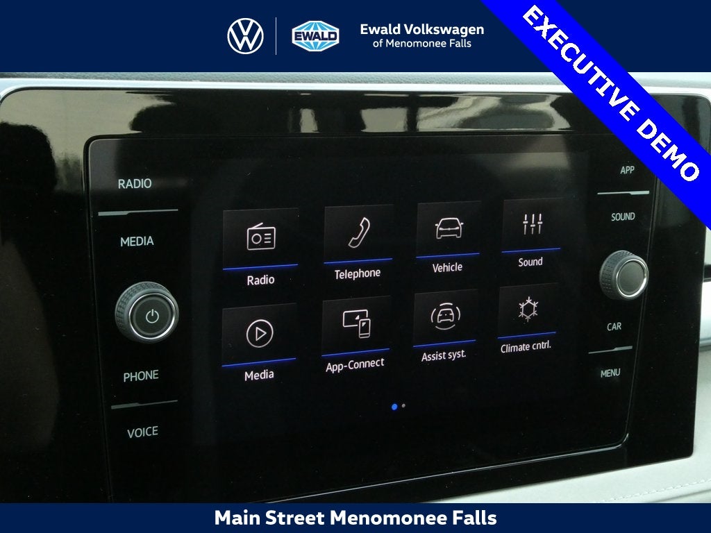 2025 Volkswagen Taos 1.5T SE