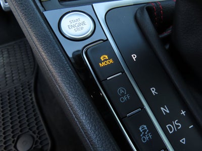 2019 Volkswagen Golf GTI 2.0T SE