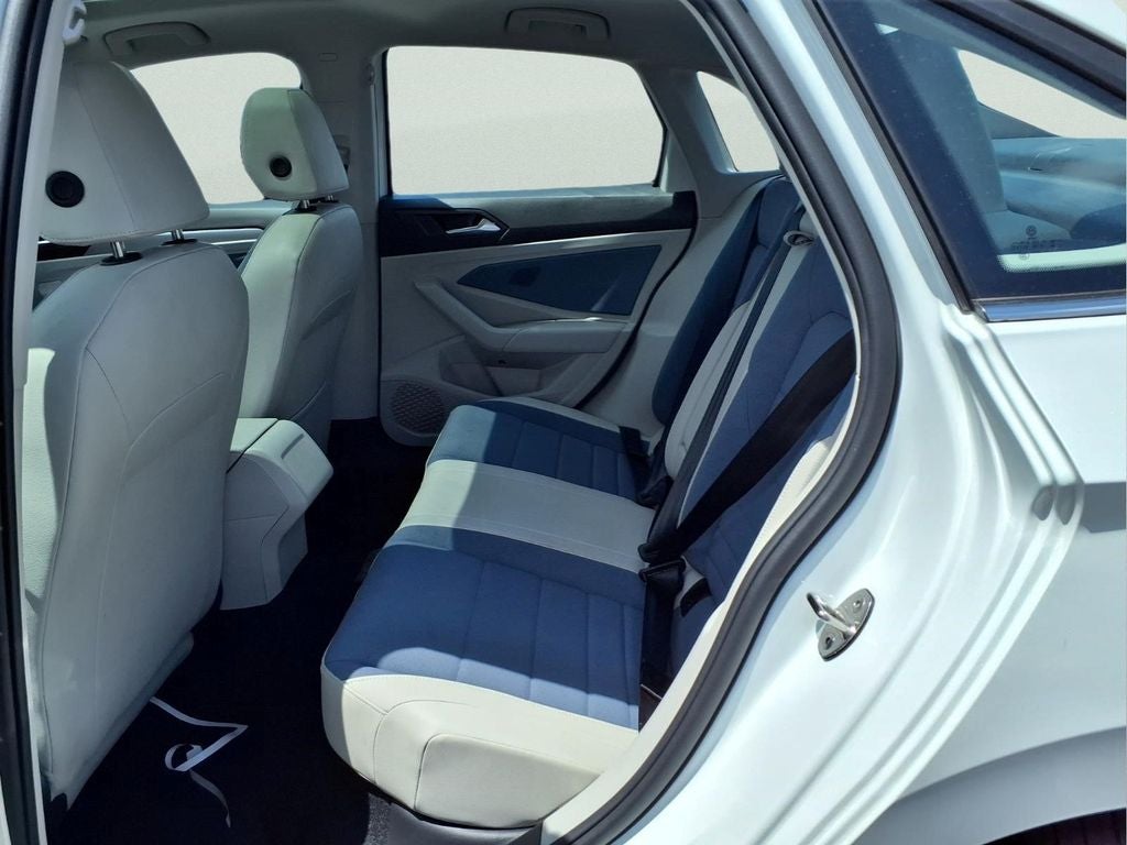 2025 Volkswagen Jetta 1.5T SE