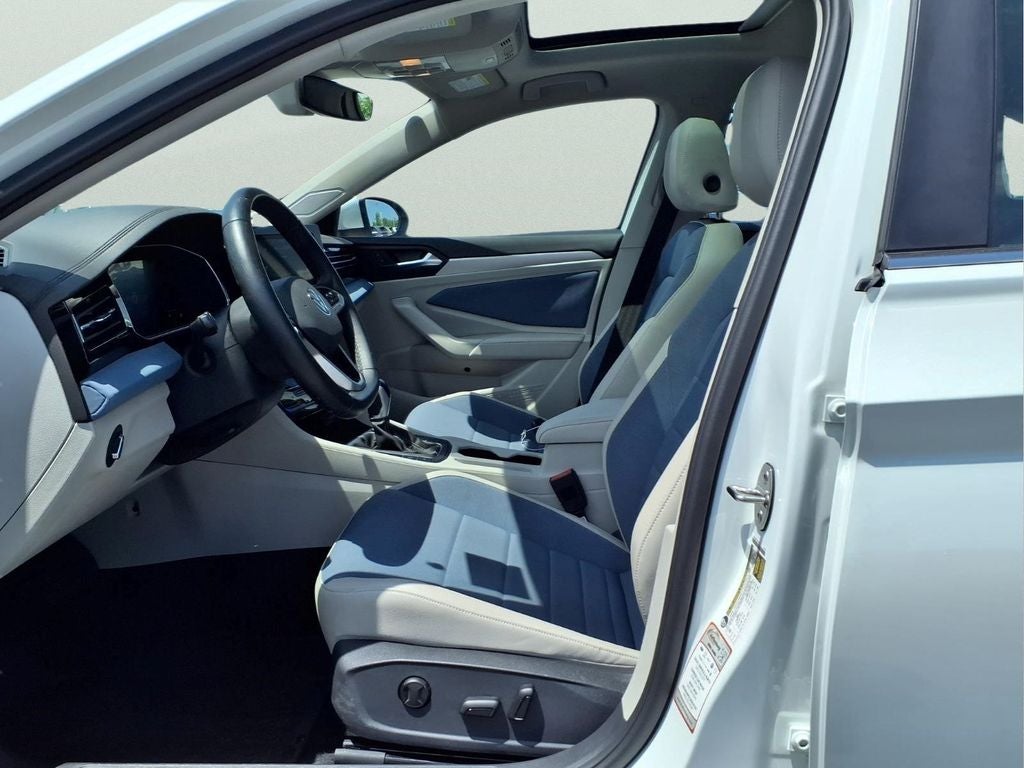 2025 Volkswagen Jetta 1.5T SE