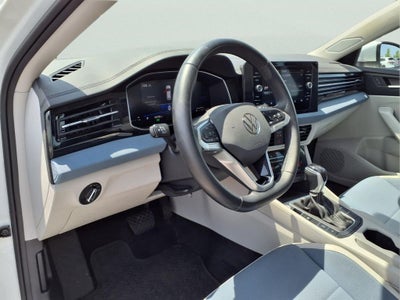 2025 Volkswagen Jetta 1.5T SE