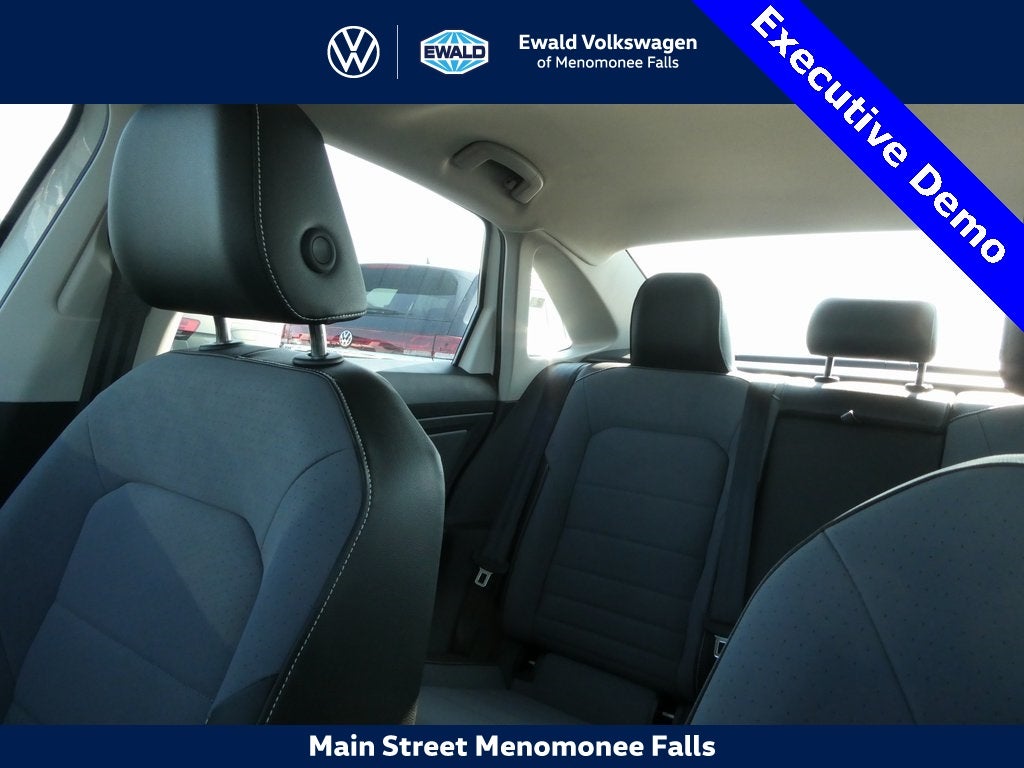 2025 Volkswagen Jetta 1.5T SE