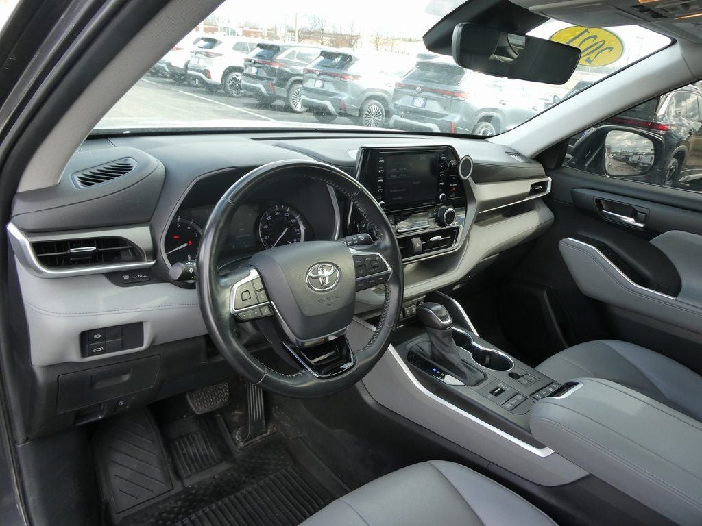 2021 Toyota Highlander XLE