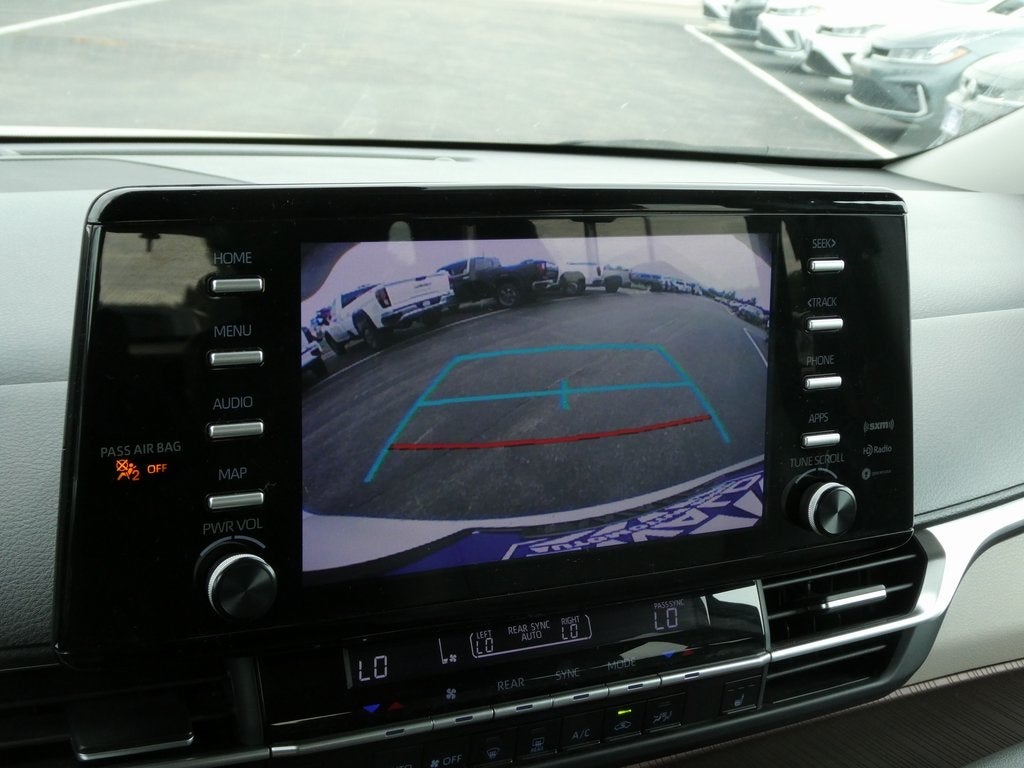 2023 Toyota Sienna XLE